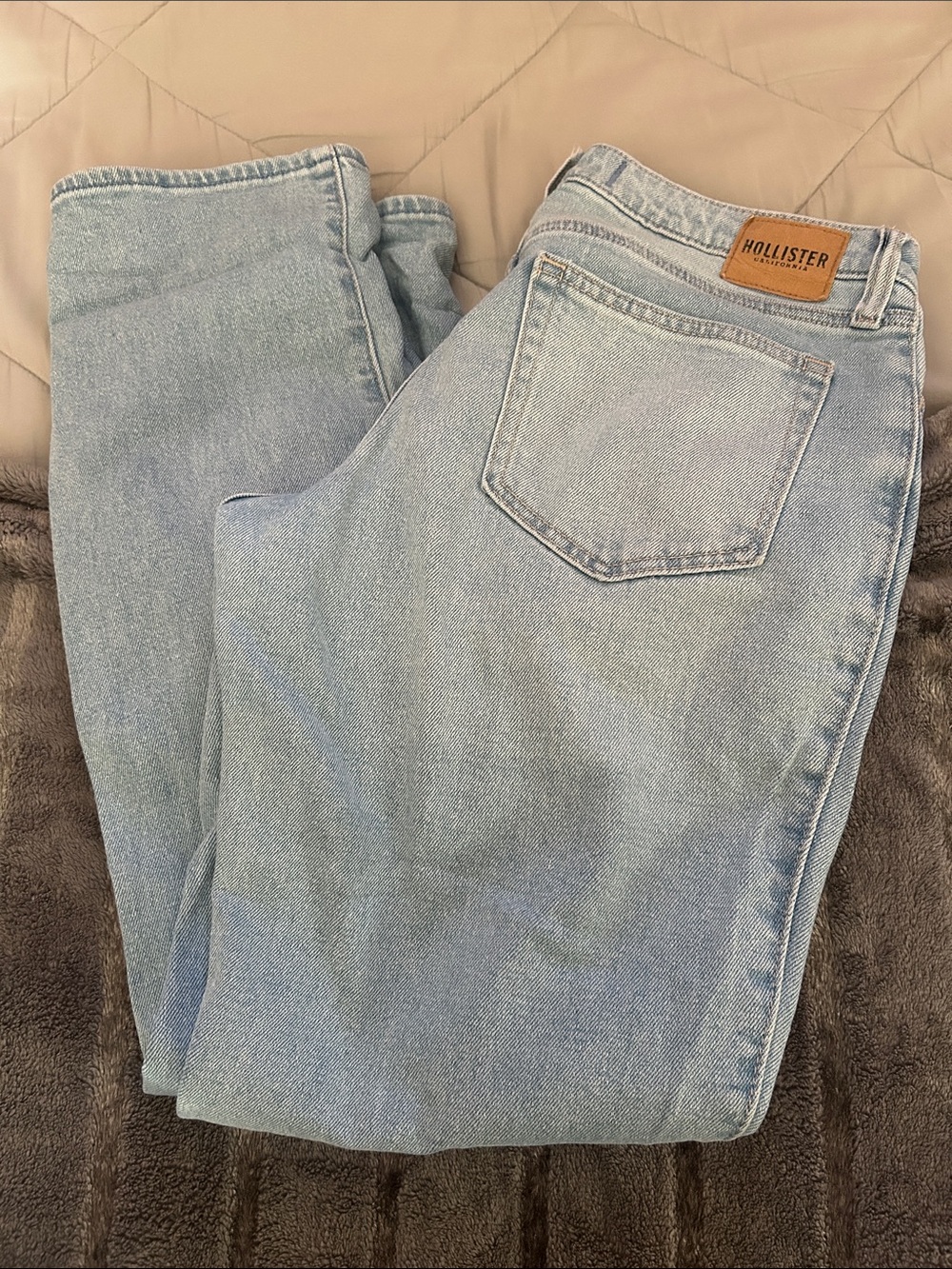 Hollister Light Blue High-Rise Straight Jeans
